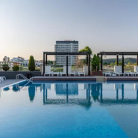 Отель Burgas 4*